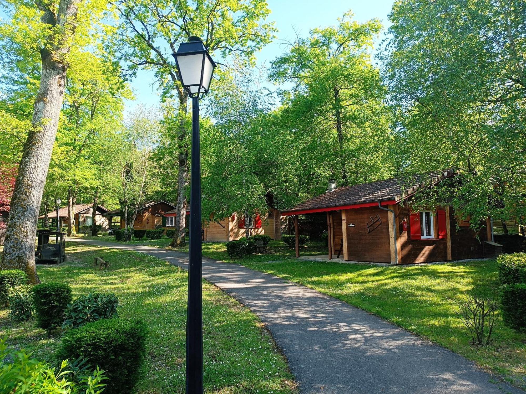 Camping Le Relais Du Leman Messery Exterior photo